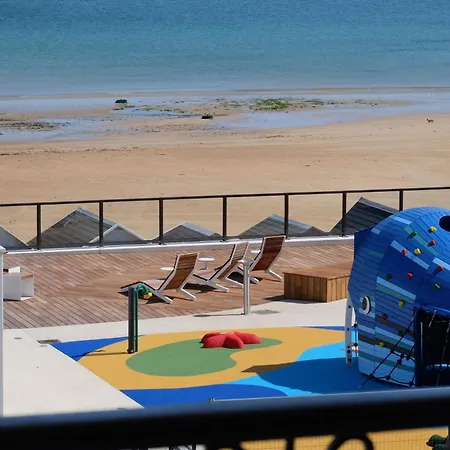 Luc And Sea * Luc-sur-Mer